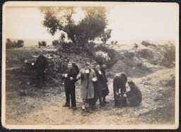 Photograph of small group of Irish Brigadiers drinking coffee at the trenches