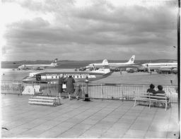 Jets on ramp