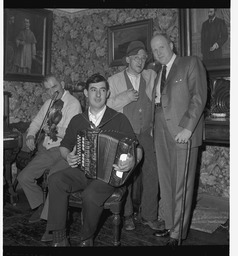 John Raftery with entertainers