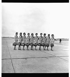 Australian Golden Girls arrive at Shannon