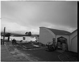 Coin-operated AM Company using the Shannon storage warehouse as a base (1)