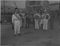 King of the Wren Boys flies out of Shannon (4)