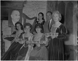 Bunratty employees with signs for US Senator and President (1)