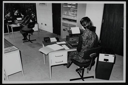 Photograph of students at lectures in the early days at NIHE Limerick