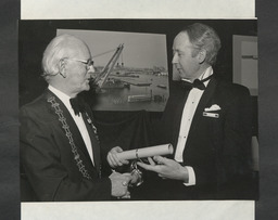 Dr Edward Walsh receiving the President's Award from Tim O'Brien, President, Association of Consulting Engineers of Ireland