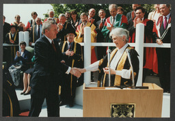 Unveiling of plaque to Lewis L. and  Loretta Brennan Glucksman by an Taoiseach Bertie Ahern