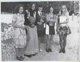 Students on first day at NIHE September 1972