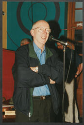 Roger G.H. Downer addressing attendees of the International Conference on Systems Engineering (ICSE) 2000 at a social event at the The Stables Club at the University of Limerick